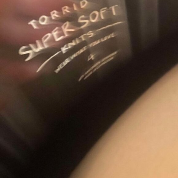 Torrid size 4 -IVF - Wake Pray Transfer Day Super Soft Tee - Picture 3 of 4